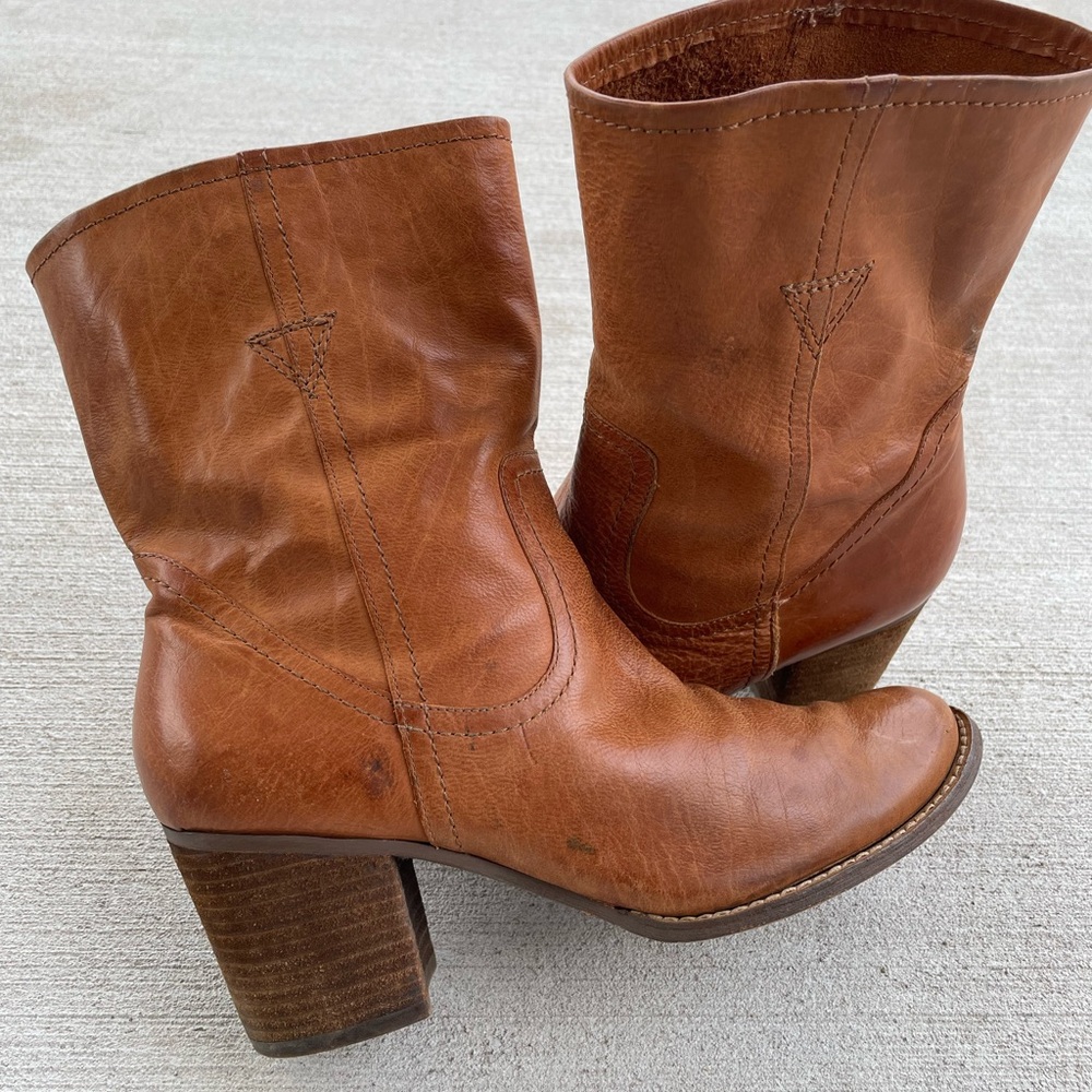 Women's Tan Leather Boots